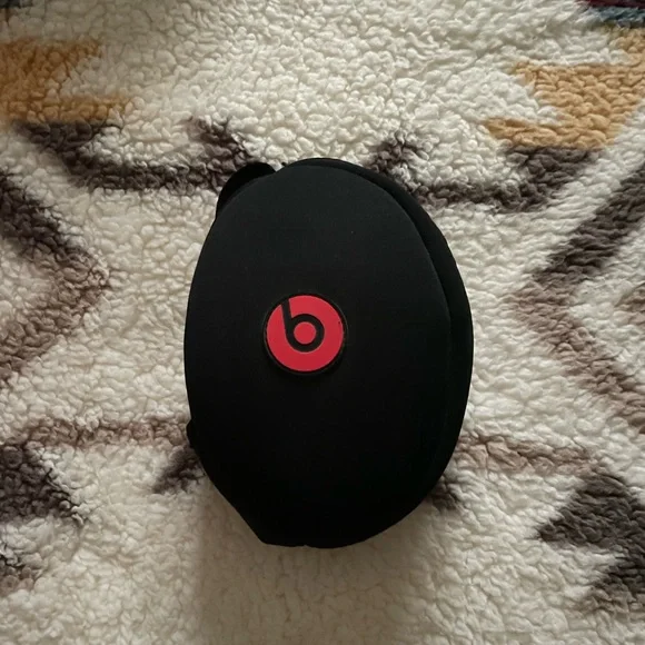 Beats by Dr. Dre Solo HD On-Eat Headphones